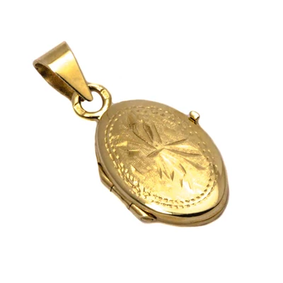 Sárga arany ovális fényképtartós medál