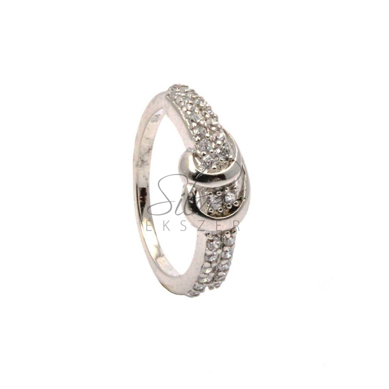 56-os méretű köves ezüst gyűrű