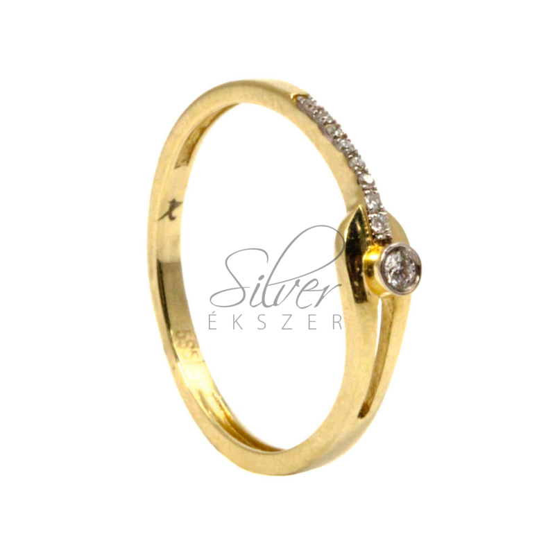 52-es méretű gyémánt köves sárga arany gyűrű